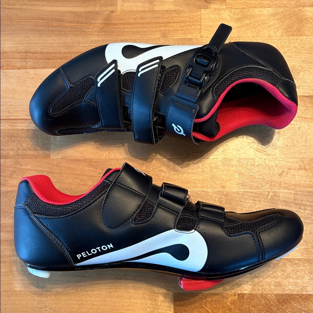 Peloton Men’s Indoor Cycling Shoes PLSH-B-45 Black White & Red